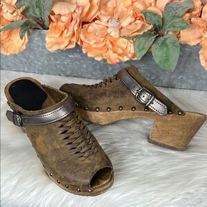 Ugglebo Josie Peeptoe Clog Size 38